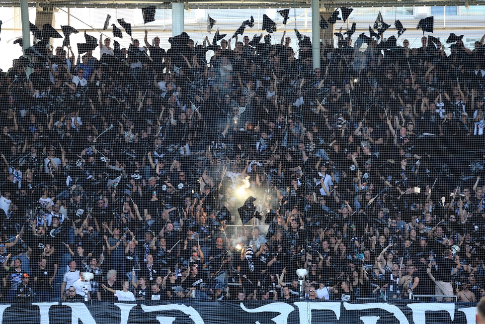 Sturm Graz - Rapid Wien
Oesterreichische Fussball Bundesliga, 4. Runde, SK Sturm Graz - SK Rapid Wien, Stadion Liebenau Graz, 18.08.2019. 

Foto zeigt Fans von Sturm mit einer Choreografie
Schlüsselwörter: pyrotechnik