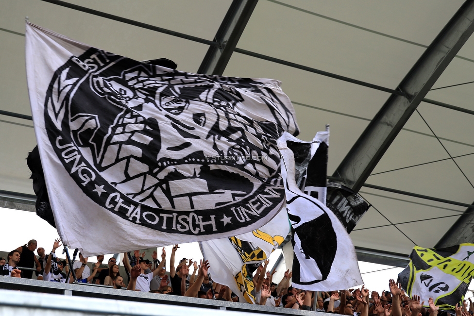 Altach - Sturm Graz
Oesterreichische Fussball Bundesliga, 6. Runde, SCR Altach - SK Sturm Graz, Stadion Schnabelholz Altach, 01.09.2019. 

Foto zeigt Fans von Sturm
