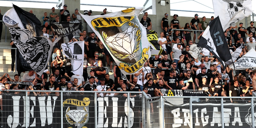 Altach - Sturm Graz
Oesterreichische Fussball Bundesliga, 6. Runde, SCR Altach - SK Sturm Graz, Stadion Schnabelholz Altach, 01.09.2019. 

Foto zeigt Fans von Sturm
