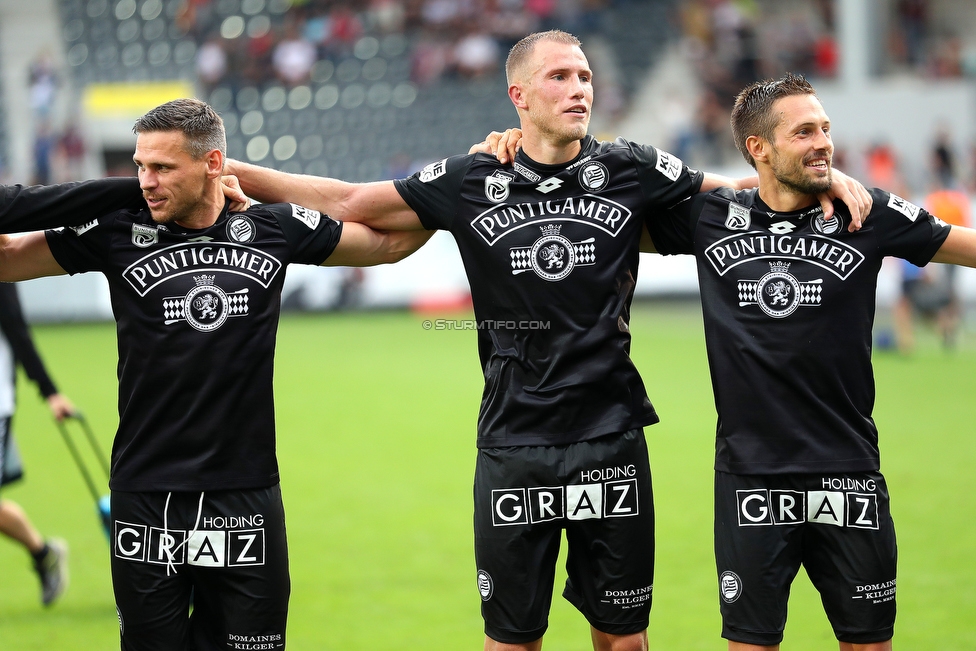 Altach - Sturm Graz
Oesterreichische Fussball Bundesliga, 6. Runde, SCR Altach - SK Sturm Graz, Stadion Schnabelholz Altach, 01.09.2019. 

Foto zeigt Christoph Leitgeb (Sturm), Bekim Balaj (Sturm) und Thomas Schrammel (Sturm)
