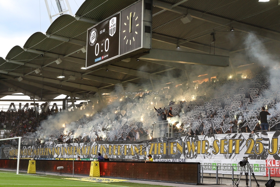 Sturm Graz - LASK
Oesterreichische Fussball Bundesliga, 7. Runde, SK Sturm Graz - LASK, Stadion Liebenau Graz, 14.09.2019. 

Foto zeigt Fans von Sturm mit einer Choreografie
Schlüsselwörter: jewels pyrotechnik