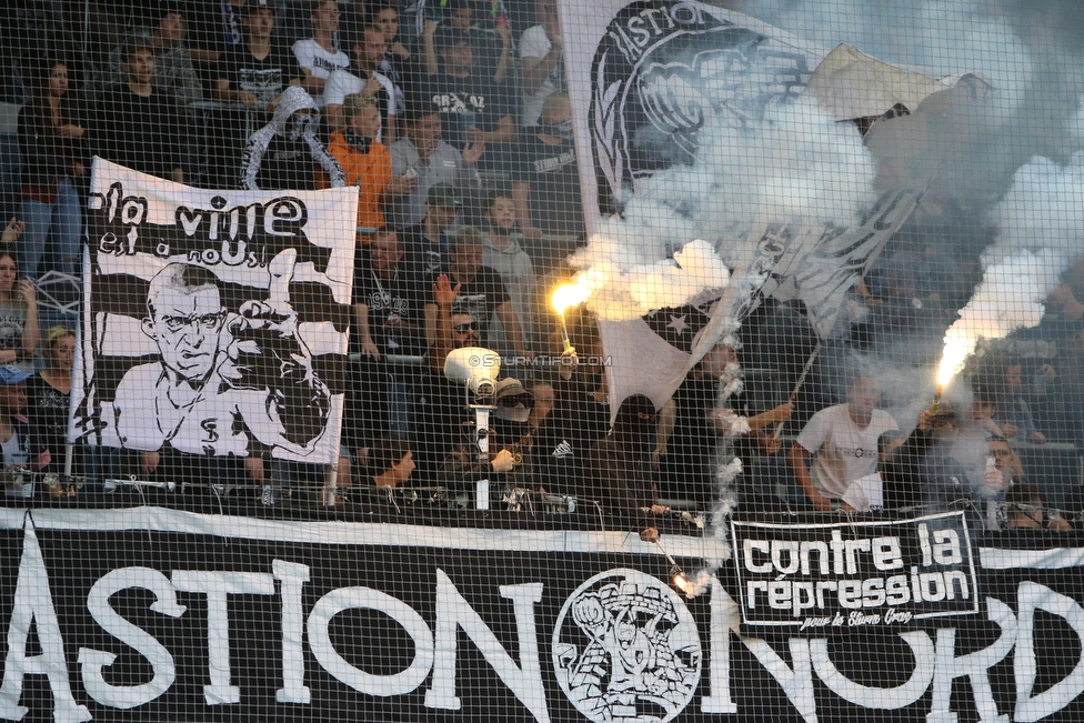 Sturm Graz - LASK
Oesterreichische Fussball Bundesliga, 7. Runde, SK Sturm Graz - LASK, Stadion Liebenau Graz, 14.09.2019. 

Foto zeigt Fans von Sturm
Schlüsselwörter: pyrotechnik bastion