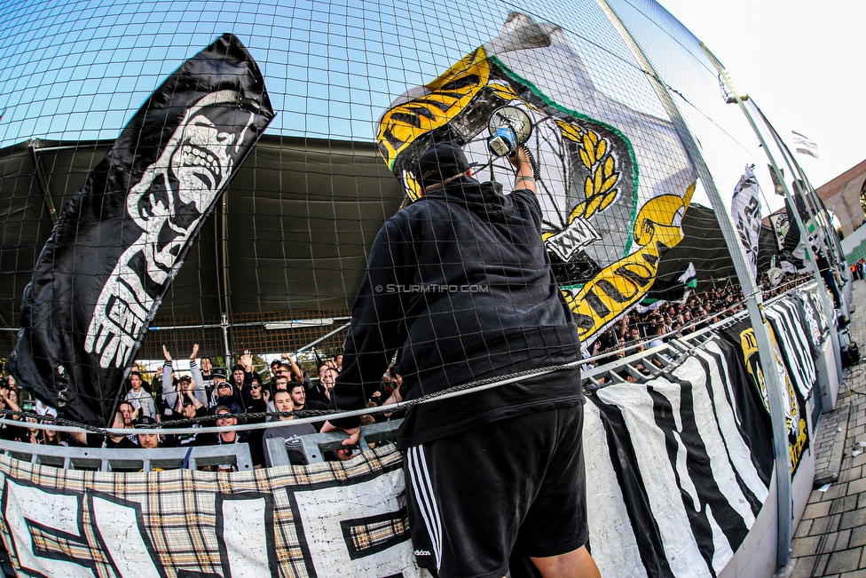 Mattersburg - Sturm Graz
Oesterreichische Fussball Bundesliga, 8. Runde, SV Mattersburg - SK Sturm Graz, Pappelstadion Mattersburg, 21.09.2019. 

Foto zeigt Fans von Sturm
