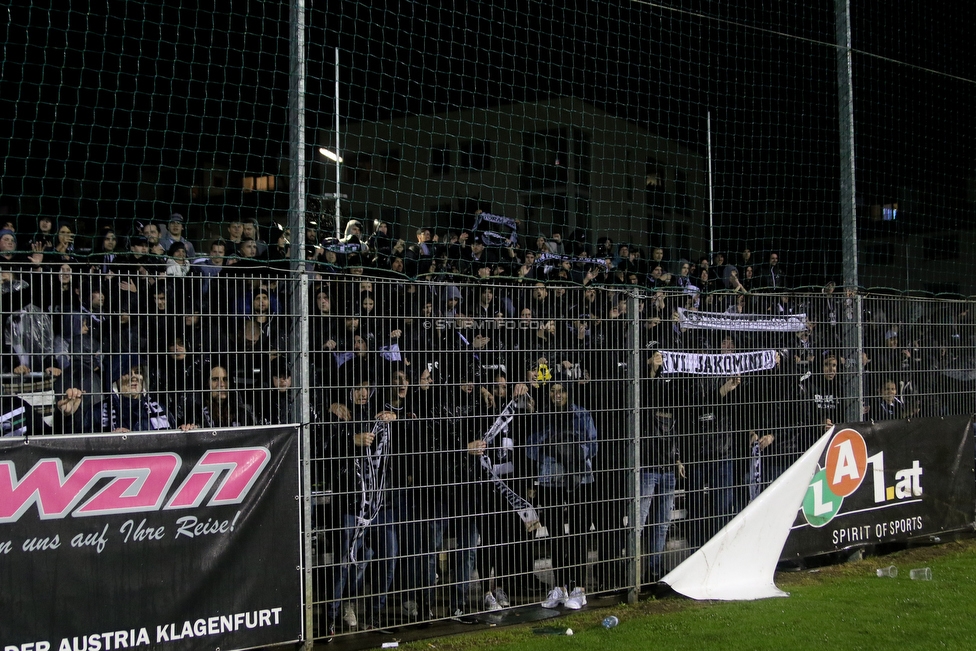 Austria Klagenfurt - Sturm Graz
OEFB Cup, 2. Runde, SK Austria Klagenfurt - SK Sturm Graz, Karawankenblick-Stadion Klagenfurt, 25.09.2019. 

Foto zeigt Fans von Sturm
