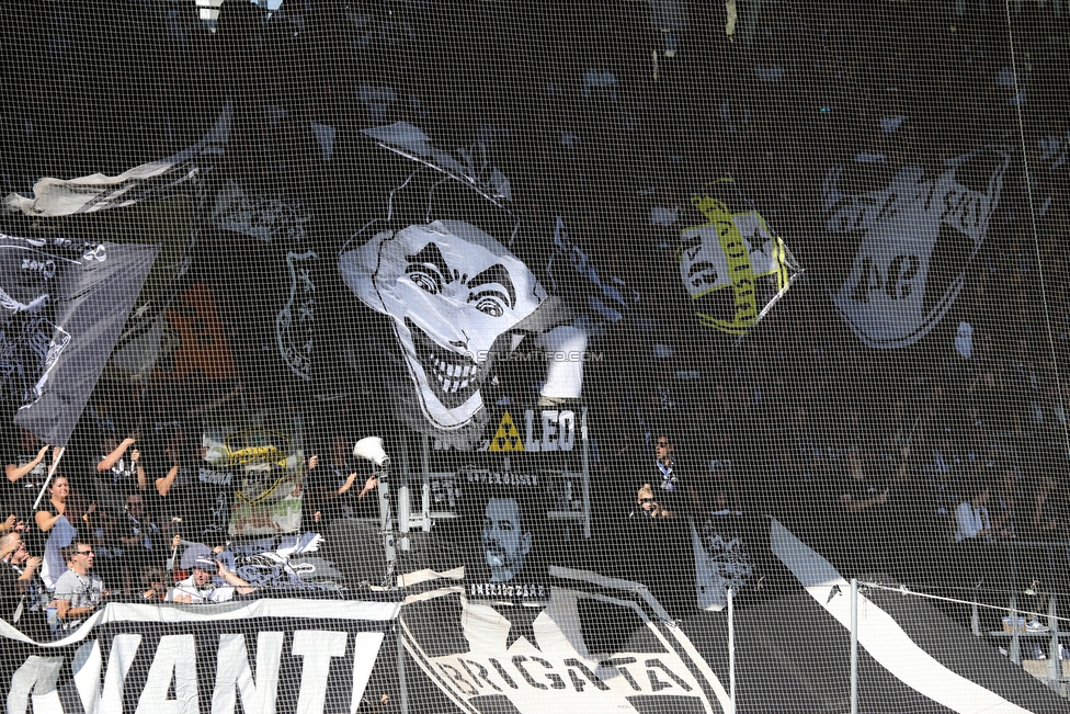 Sturm Graz - Admira Wacker
Oesterreichische Fussball Bundesliga, 9. Runde, SK Sturm Graz - FC Admira Wacker, Stadion Liebenau Graz, 29.09.2019. 

Foto zeigt Fans von Sturm
