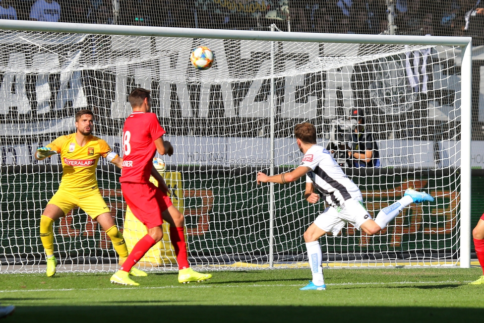 Sturm Graz - Admira Wacker
Oesterreichische Fussball Bundesliga, 9. Runde, SK Sturm Graz - FC Admira Wacker, Stadion Liebenau Graz, 29.09.2019. 

Foto zeigt Andreas Leitner (Admira), Markus Lackner (Admira) und Philipp Huspek (Sturm)
Schlüsselwörter: kopfball