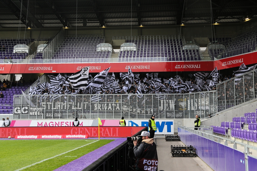 Austria Wien - Sturm Graz
Oesterreichische Fussball Bundesliga, 10. Runde, FK Austria Wien - SK Sturm Graz, Franz Horr Stadion Wien, 06.10.2019. 

Foto zeigt Fans von Sturm mit einer Choreografie
