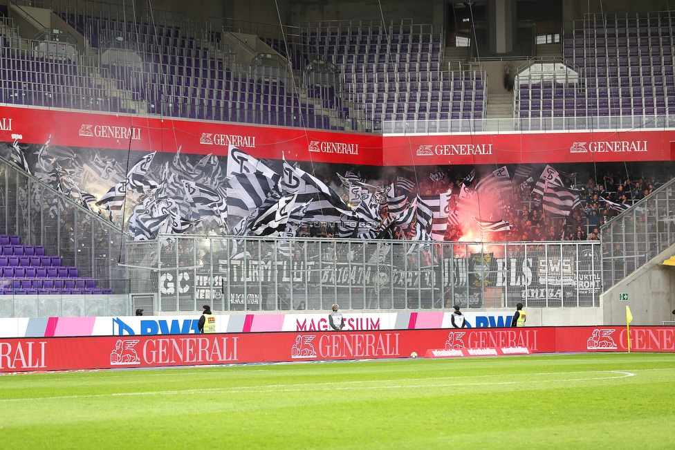 Austria Wien - Sturm Graz
Oesterreichische Fussball Bundesliga, 10. Runde, FK Austria Wien - SK Sturm Graz, Franz Horr Stadion Wien, 06.10.2019. 

Foto zeigt Fans von Sturm mit einer Choreografie
Schlüsselwörter: pyrotechnik