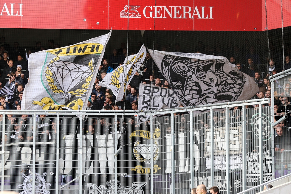 Austria Wien - Sturm Graz
Oesterreichische Fussball Bundesliga, 10. Runde, FK Austria Wien - SK Sturm Graz, Franz Horr Stadion Wien, 06.10.2019. 

Foto zeigt Fans von Sturm 
