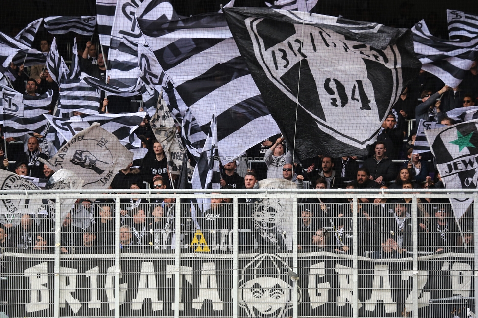 Austria Wien - Sturm Graz
Oesterreichische Fussball Bundesliga, 10. Runde, FK Austria Wien - SK Sturm Graz, Franz Horr Stadion Wien, 06.10.2019. 

Foto zeigt Fans von Sturm
