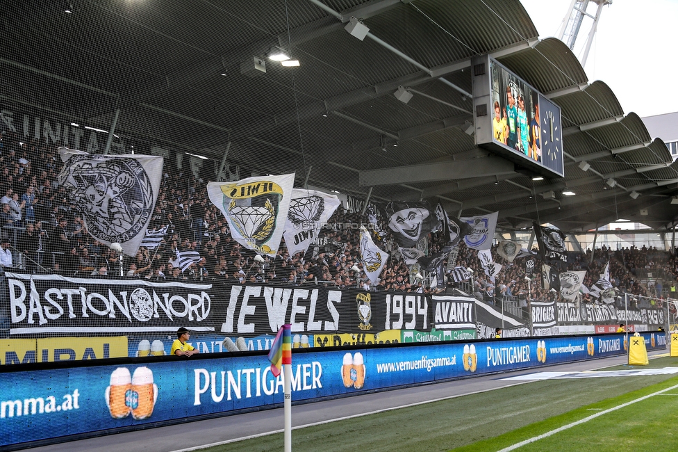 Sturm Graz - Salzburg
Oesterreichische Fussball Bundesliga, 11. Runde, SK Sturm Graz - FC RB Salzburg, Stadion Liebenau Graz, 19.10.2019. 

Foto zeigt Fans von Sturm
