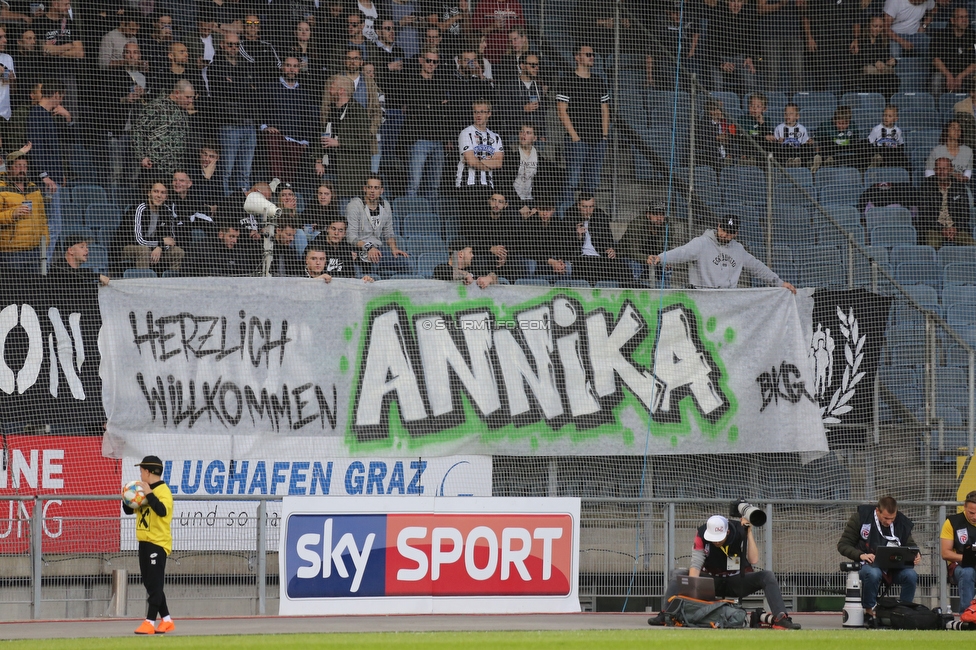 Sturm Graz - Salzburg
Oesterreichische Fussball Bundesliga, 11. Runde, SK Sturm Graz - FC RB Salzburg, Stadion Liebenau Graz, 19.10.2019. 

Foto zeigt Fans von Sturm mit einem Spruchband
Schlüsselwörter: baby