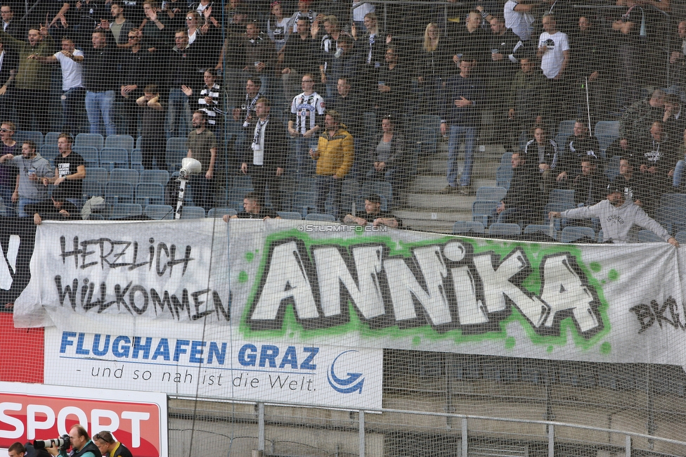 Sturm Graz - Salzburg
Oesterreichische Fussball Bundesliga, 11. Runde, SK Sturm Graz - FC RB Salzburg, Stadion Liebenau Graz, 19.10.2019. 

Foto zeigt Fans von Sturm mit einem Spruchband
Schlüsselwörter: baby bkg