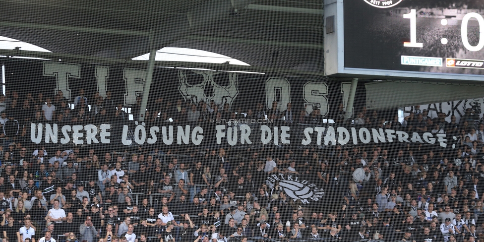 Sturm Graz - Salzburg
Oesterreichische Fussball Bundesliga, 11. Runde, SK Sturm Graz - FC RB Salzburg, Stadion Liebenau Graz, 19.10.2019. 

Foto zeigt Fans von Sturm mit einem Spruchband
Schlüsselwörter: protest sturmstadion