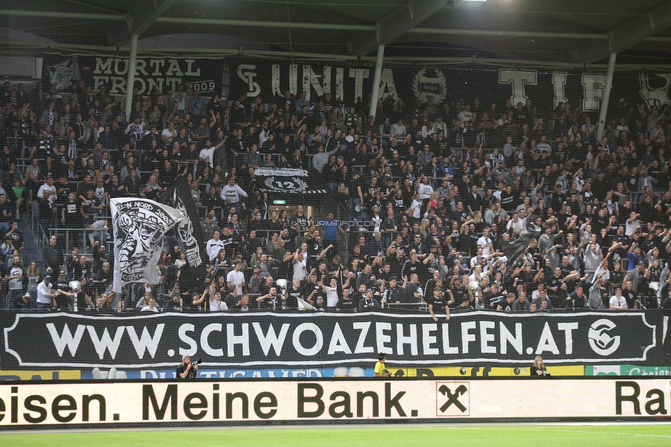 Sturm Graz - Salzburg
Oesterreichische Fussball Bundesliga, 11. Runde, SK Sturm Graz - FC RB Salzburg, Stadion Liebenau Graz, 19.10.2019. 

Foto zeigt Fans von Sturm mit einem Spruchband
Schlüsselwörter: schwoazehelfen