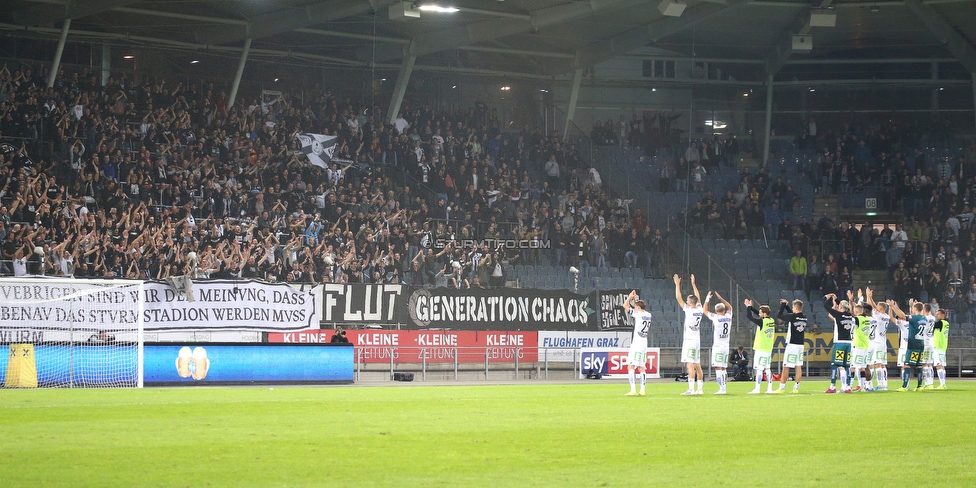 Sturm Graz - Salzburg
Oesterreichische Fussball Bundesliga, 11. Runde, SK Sturm Graz - FC RB Salzburg, Stadion Liebenau Graz, 19.10.2019. 

Foto zeigt Fans von Sturm und die Mannschaft von Sturm
Schlüsselwörter: jubel