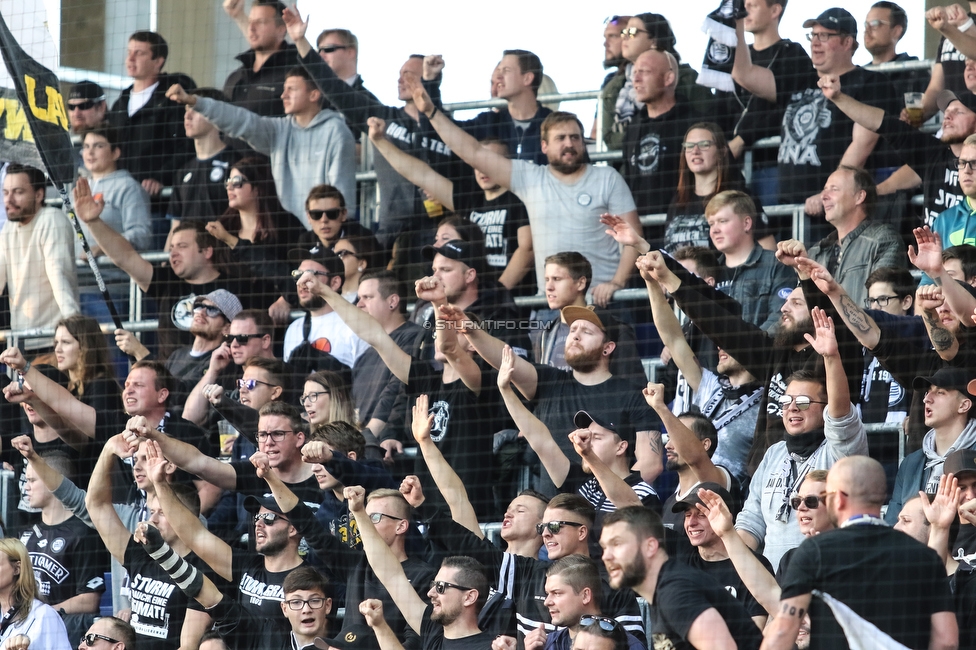 St. Poelten - Sturm Graz
Oesterreichische Fussball Bundesliga, 12. Runde, SKN St. Poelten - SK Sturm Graz, Arena St. Poelten, 26.10.2019. 

Foto zeigt Fans von Sturm
