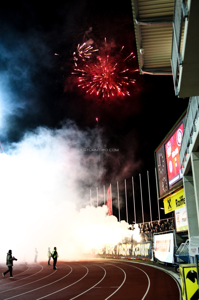 Kapfenberg - Sturm Graz
OEFB Cup, Achtelfinale, Kapfenberger SV - SK Sturm Graz, Franz-Fekete-Stadion Kapfenberg, 29.10.2019. 

Foto zeigt Fans von Sturm mit einer Choreografie
Schlüsselwörter: pyrotechnik