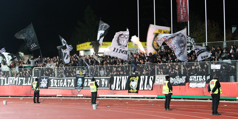 Kapfenberg - Sturm Graz
OEFB Cup, Achtelfinale, Kapfenberger SV - SK Sturm Graz, Franz-Fekete-Stadion Kapfenberg, 29.10.2019. 

Foto zeigt Fans von Sturm
