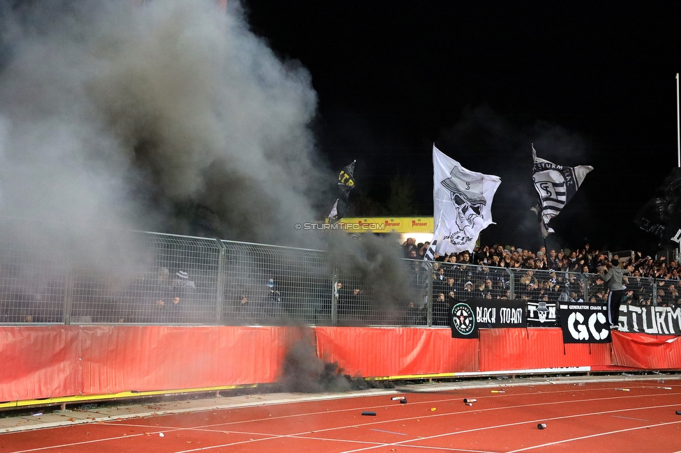 Kapfenberg - Sturm Graz
OEFB Cup, Achtelfinale, Kapfenberger SV - SK Sturm Graz, Franz-Fekete-Stadion Kapfenberg, 29.10.2019. 

Foto zeigt Fans von Sturm
Schlüsselwörter: pyrotechnik