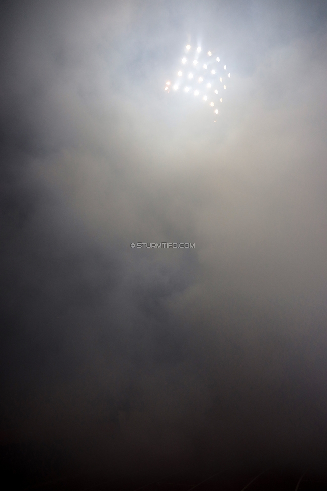 Kapfenberg - Sturm Graz
OEFB Cup, Achtelfinale, Kapfenberger SV - SK Sturm Graz, Franz-Fekete-Stadion Kapfenberg, 29.10.2019. 

Foto zeigt einen Flutlichtmasten
Schlüsselwörter: pyrotechnik