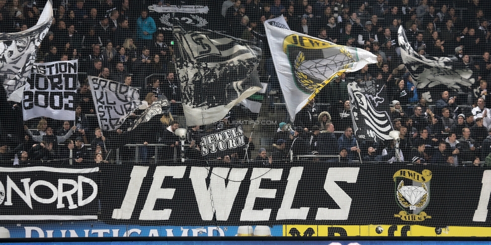 Sturm Graz - Wolfsberg
Oesterreichische Fussball Bundesliga, 13. Runde, SK Sturm Graz - Wolfsberger AC, Stadion Liebenau Graz, 02.11.2019. 

Foto zeigt Fans von Sturm
Schlüsselwörter: jewels