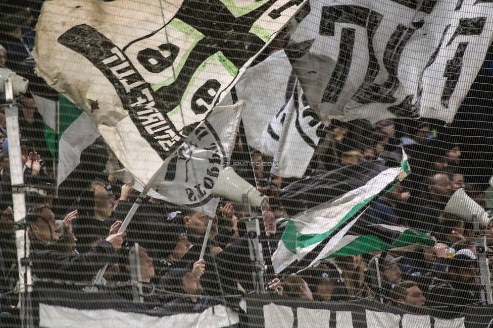 Sturm Graz - Hartberg
Oesterreichische Fussball Bundesliga, 14. Runde, SK Sturm Graz - TSV Hartberg, Stadion Liebenau Graz, 09.11.2019. 

Foto zeigt Fans von Sturm
