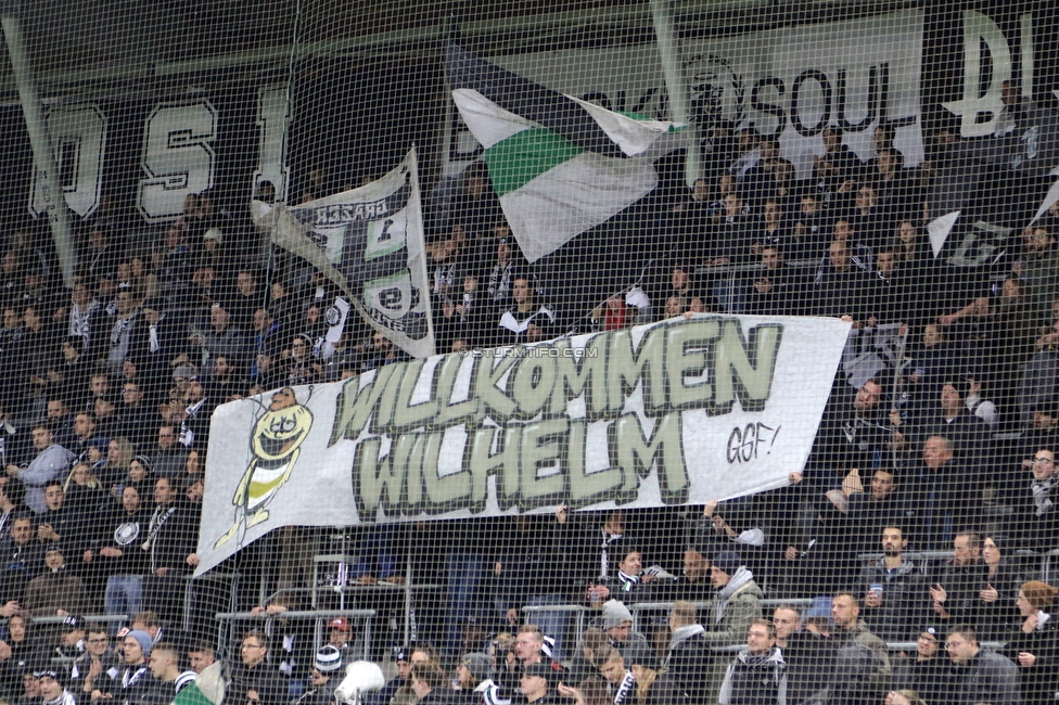 Sturm Graz - Hartberg
Oesterreichische Fussball Bundesliga, 14. Runde, SK Sturm Graz - TSV Hartberg, Stadion Liebenau Graz, 09.11.2019. 

Foto zeigt Fans von Sturm mit einem Spruchband
Schlüsselwörter: sturmflut baby