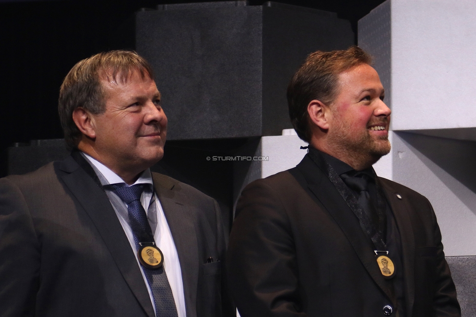 110 Jahre Sturmgeist Gala
110 Jahre Sturmgeist Gala, Helmut List Halle Graz, 03.12.2019.

Foto zeigt Robert Jerovsek (Teamleiter Sturm Amateure) und Bruno Huetter (Sicherheitschef Sturm)
