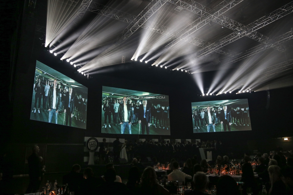 110 Jahre Sturmgeist Gala
110 Jahre Sturmgeist Gala, Helmut List Halle Graz, 03.12.2019.

Foto zeigt eine Innenansicht in der Helmut List Halle
