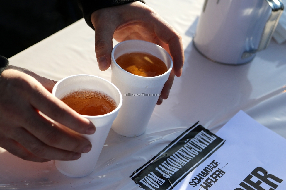 Sturm Graz - Altach
Oesterreichische Fussball Bundesliga, 17. Runde, SK Sturm Graz - SCR Altach, Stadion Liebenau Graz, 08.12.2019. 

Foto zeigt ein Feature mit Gluehwein
