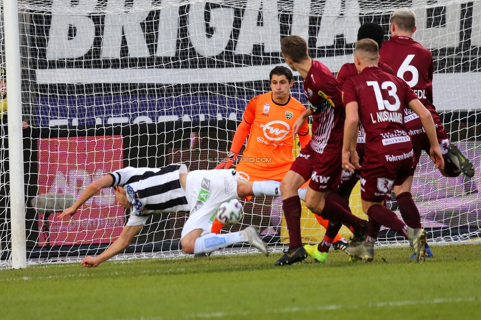 Sturm Graz - Altach
Oesterreichische Fussball Bundesliga, 17. Runde, SK Sturm Graz - SCR Altach, Stadion Liebenau Graz, 08.12.2019. 

Foto zeigt Stefan Hierlaender (Sturm), Martin Kobras (Altach) und Lars Nussbaumer (Altach)
