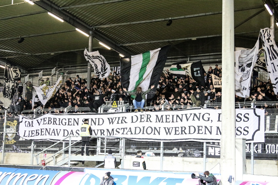 LASK - Sturm Graz
Oesterreichische Fussball Bundesliga, 18. Runde, LASK - SK Sturm Graz, Waldstadion Pasching, 15.12.2019. 

Foto zeigt Fans von Sturm mit einem Spruchband
Schlüsselwörter: protest sturmstadion