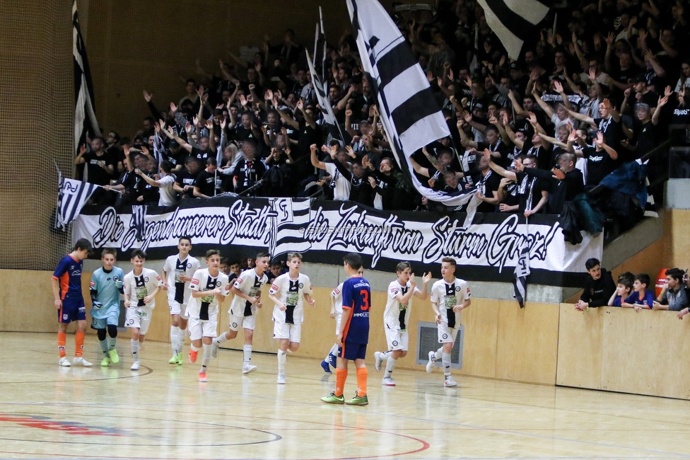 10. Sturm Nachwuchscup
SK Sturm Graz Nachwuchscup, ASVOE Halle Graz, 04.01.2020.

Foto zeigt Jugendspieler und Fans von Sturm
