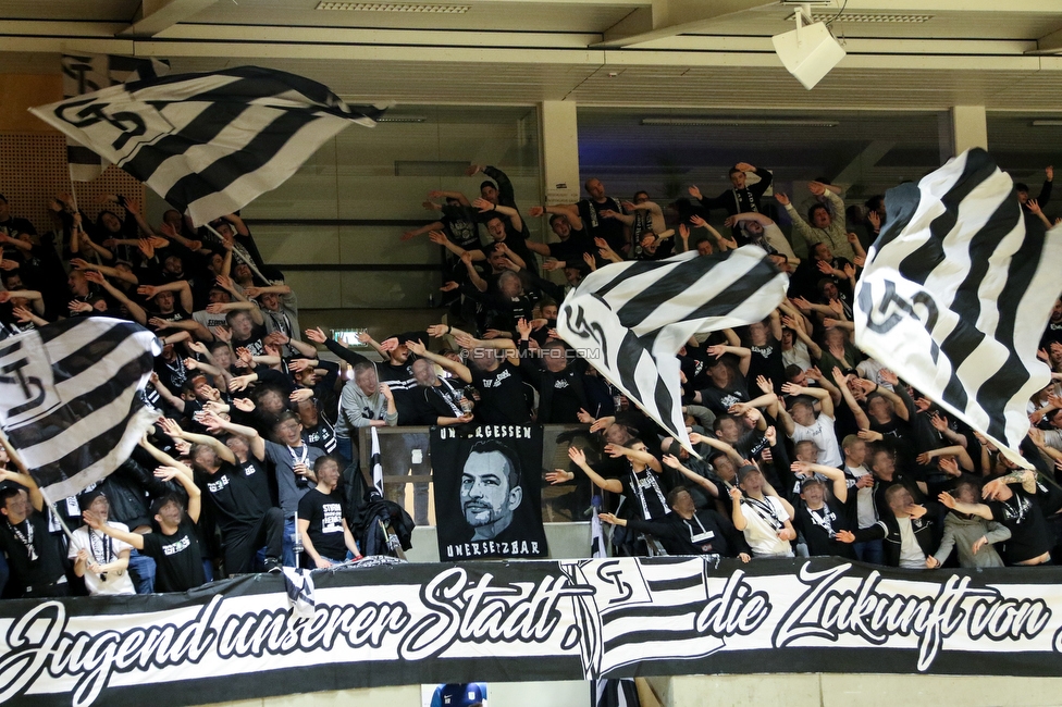 10. Sturm Nachwuchscup
SK Sturm Graz Nachwuchscup, ASVOE Halle Graz, 04.01.2020.

Foto zeigt Fans von Sturm
