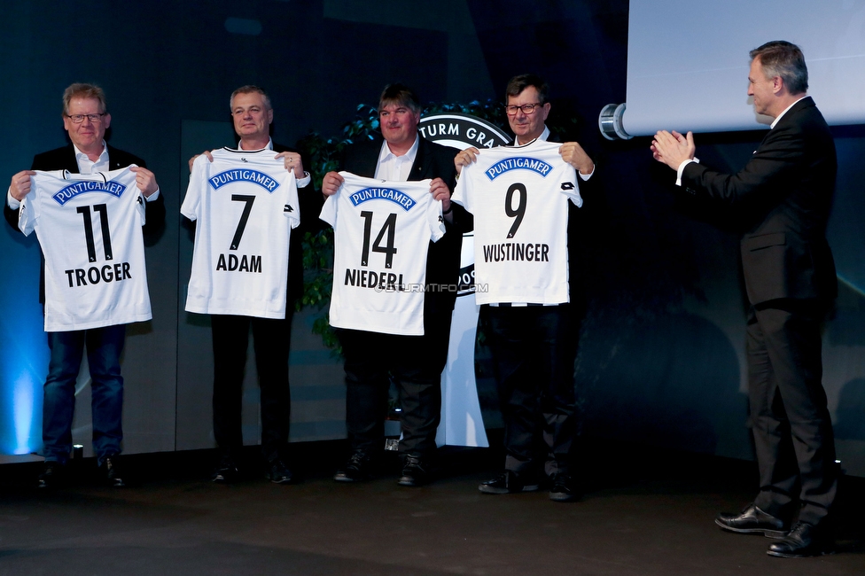 Sturm Graz Generalversammlung
SK Sturm Graz Generalversammlung, Raiffeisen Landesbank Raaba, 31.01.2020. 

Foto zeigt Herbert Troger (Vorstand Sturm), Robert Adam (Vorstand Sturm), Guenther Niederl (Vorstand Sturm), Ernst Wustinger (Vorstand Sturm) und Christian Jauk (Praesident Sturm)
