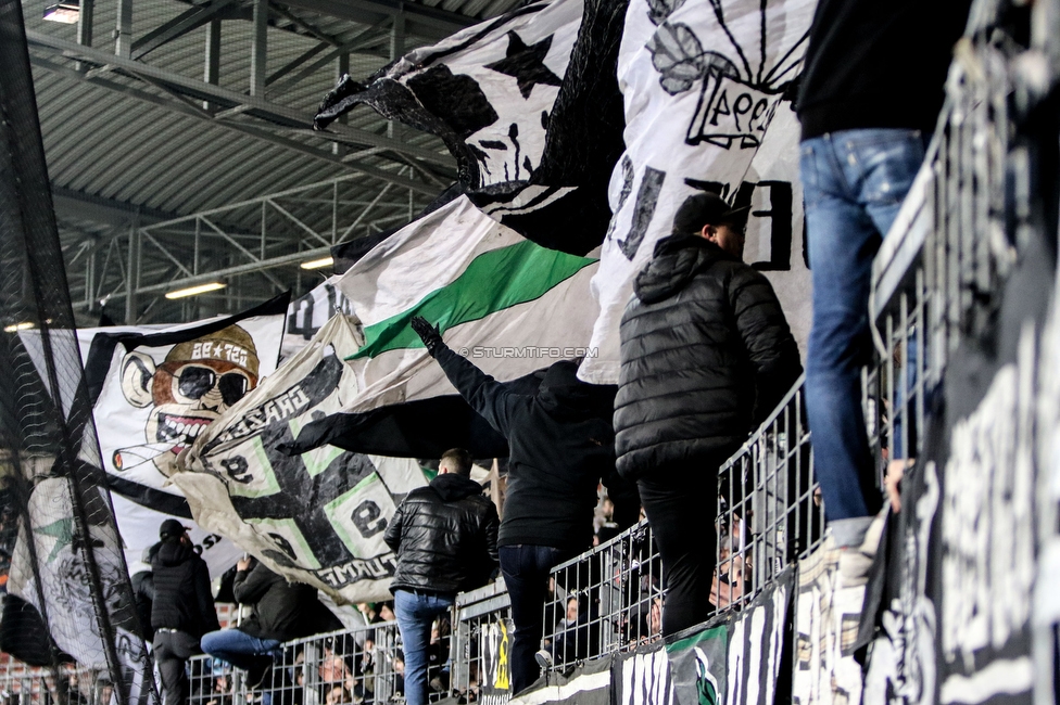 LASK - Sturm Graz
OEFB Cup, Viertelfinale, LASK - SK Sturm Graz, Stadion Gugl Linz, 08.02.2020. 

Foto zeigt Fans von Sturm
