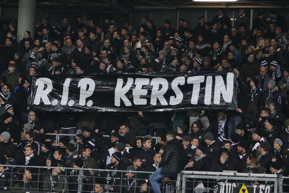 LASK - Sturm Graz
OEFB Cup, Viertelfinale, LASK - SK Sturm Graz, Stadion Gugl Linz, 08.02.2020. 

Foto zeigt Fans von Sturm mit einem Spruchband
Schlüsselwörter: todesfall