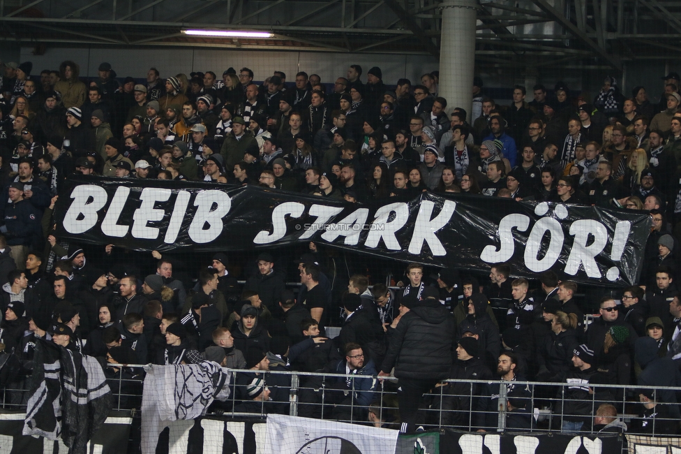 LASK - Sturm Graz
OEFB Cup, Viertelfinale, LASK - SK Sturm Graz, Stadion Gugl Linz, 08.02.2020. 

Foto zeigt Fans von Sturm mit einem Spruchband
Schlüsselwörter: todesfall