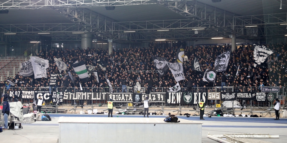 LASK - Sturm Graz
OEFB Cup, Viertelfinale, LASK - SK Sturm Graz, Stadion Gugl Linz, 08.02.2020. 

Foto zeigt Fans von Sturm
