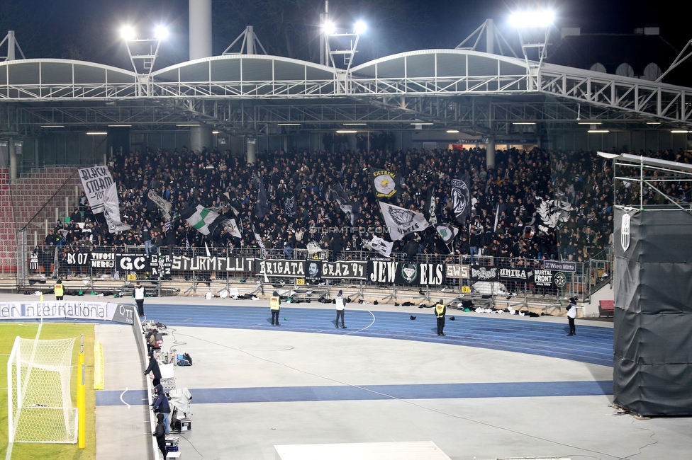 LASK - Sturm Graz
OEFB Cup, Viertelfinale, LASK - SK Sturm Graz, Stadion Gugl Linz, 08.02.2020. 

Foto zeigt Fans von Sturm
