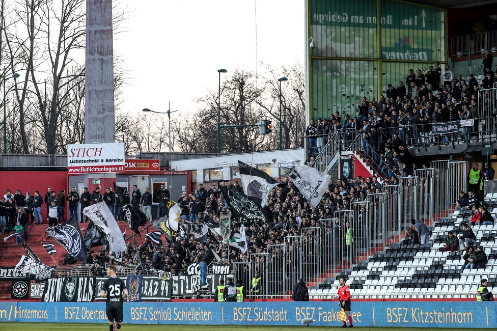 Admira Wacker - Sturm Graz
Oesterreichische Fussball Bundesliga, 20. Runde, FC Admira Wacker - SK Sturm Graz, Stadion Suedstadt Maria Enzersdorf, 22.02.2020. 

Foto zeigt Fans von Sturm
