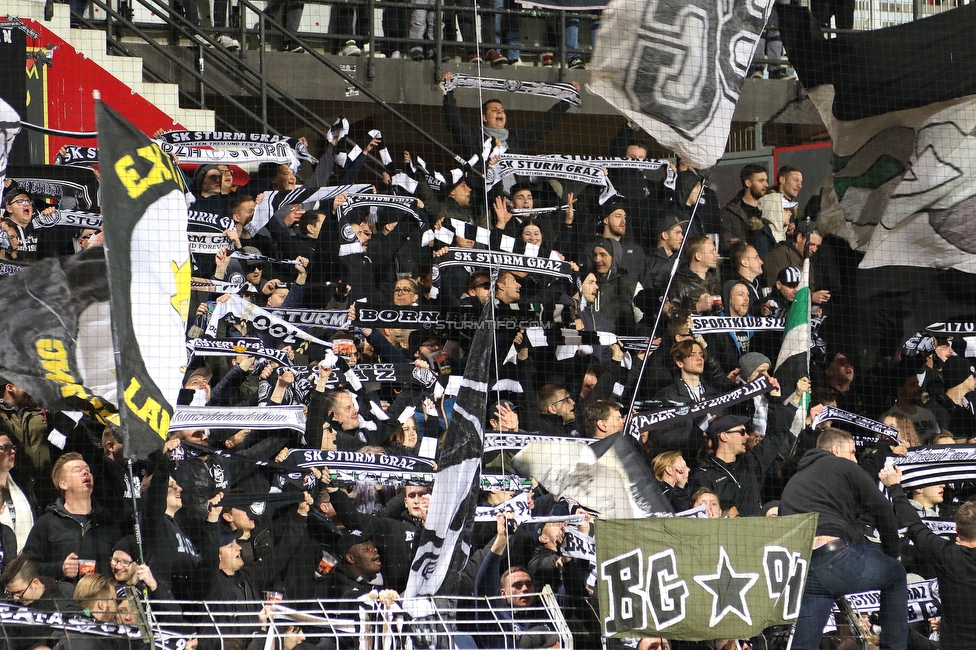 Admira Wacker - Sturm Graz
Oesterreichische Fussball Bundesliga, 20. Runde, FC Admira Wacker - SK Sturm Graz, Stadion Suedstadt Maria Enzersdorf, 22.02.2020. 

Foto zeigt Fans von Sturm
