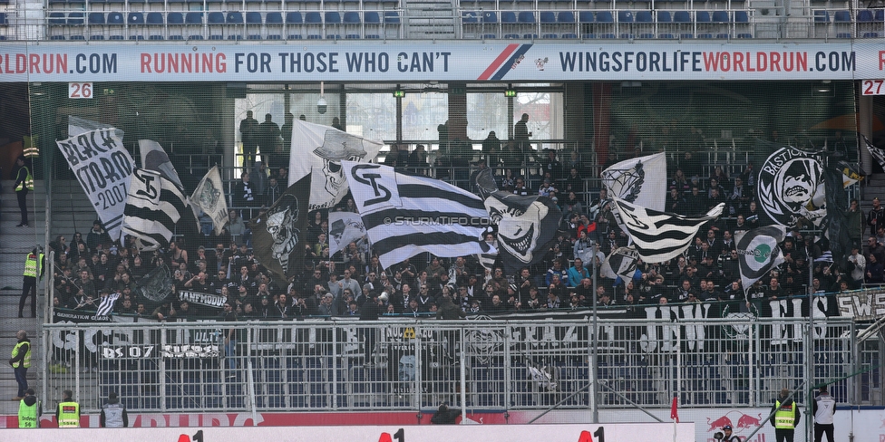 Salzburg - Sturm Graz
Oesterreichische Fussball Bundesliga, 22. Runde, FC RB Salzburg - SK Sturm Graz, Stadion Wals-Siezenheim, 08.03.2020. 

Foto zeigt Fans von Sturm
