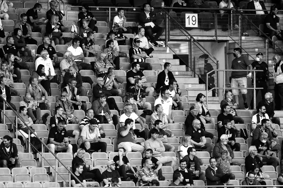 Sturm Graz - Rapid Wien
Oesterreichische Fussball Bundesliga, 2. Runde, SK Sturm Graz - SK Rapid Wien, Stadion Liebenau Graz, 19.09.2020. 

Foto zeigt Fans von Sturm
Schlüsselwörter: COVID19