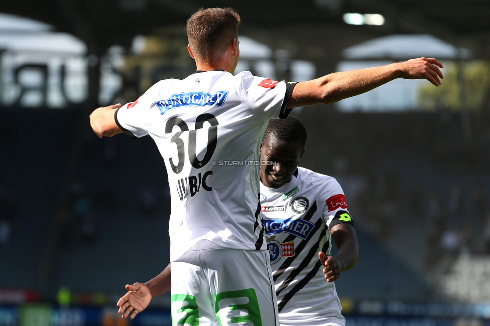 Sturm Graz - Altach
Oesterreichische Fussball Bundesliga, 4. Runde, SK Sturm Graz - SCR Altach, Stadion Liebenau Graz, 04.10.2020. 

Foto zeigt Ivan Ljubic (Sturm) und Amadou Dante (Sturm)
Schlüsselwörter: torjubel