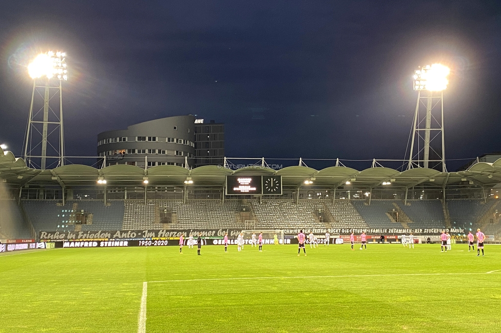 Sturm Graz - LASK
Oesterreichische Fussball Bundesliga, 6. Runde, SK Sturm Graz - LASK, Stadion Liebenau Graz, 01.11.2020. 

Foto zeigt die Mannschaft von Sturm und Mannschaft von LASK Linz bei einer Trauerminute
Schlüsselwörter: todesfall