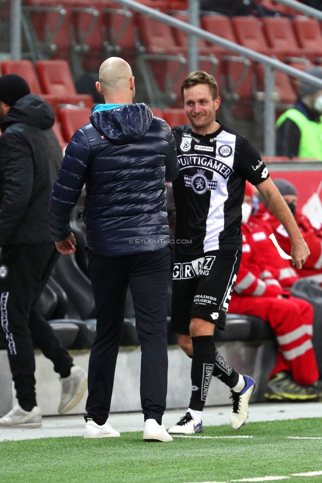 Hartberg - Sturm Graz
Oesterreichische Fussball Bundesliga, 2. Runde, TSV Hartberg - SK Sturm Graz, Arena Hartberg, 27.09.2020. 

Foto zeigt Christian Ilzer (Cheftrainer Sturm) und Jakob Jantscher (Sturm)
