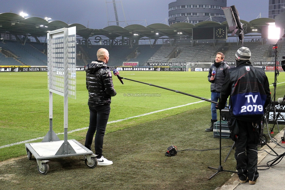 Sturm Graz - Tirol
Oesterreichische Fussball Bundesliga, 9. Runde, SK Sturm Graz - WSG Tirol, Stadion Liebenau Graz, 28.11.2020. 

Foto zeigt ein Interview
Schlüsselwörter: COVID19