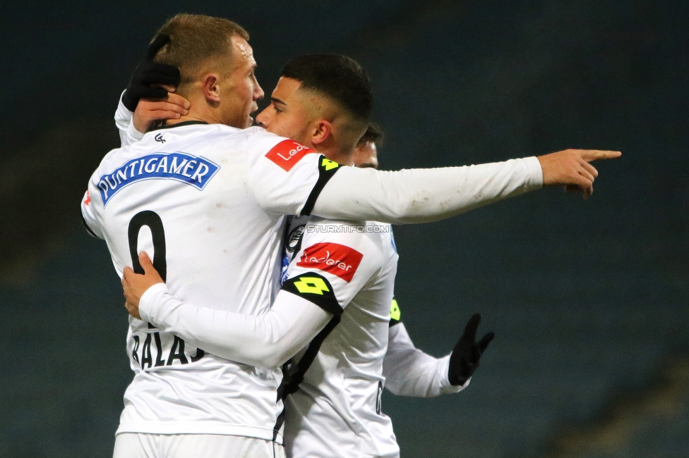 Sturm Graz - Tirol
Oesterreichische Fussball Bundesliga, 9. Runde, SK Sturm Graz - WSG Tirol, Stadion Liebenau Graz, 28.11.2020. 

Foto zeigt Bekim Balaj (Sturm) und Jusuf Gazibegovic (Sturm)
Schlüsselwörter: torjubel